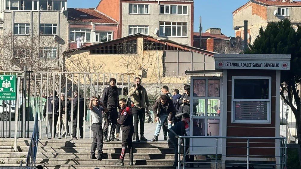 Armed attack on courthouse in Istanbul: there are victims [PHOTOS/VIDEO]