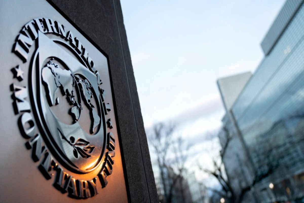 IMF: Azerbaijan's economy to grow by 2.3% in medium term