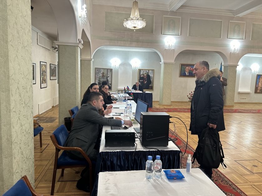 Voting takes place at 4 polling stations of Azerbaijan's diplomatic missions in Russia [PHOTOS]