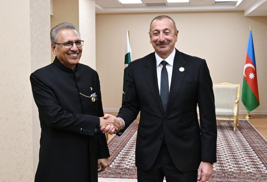 Pakistani President congratulates President Ilham Aliyev