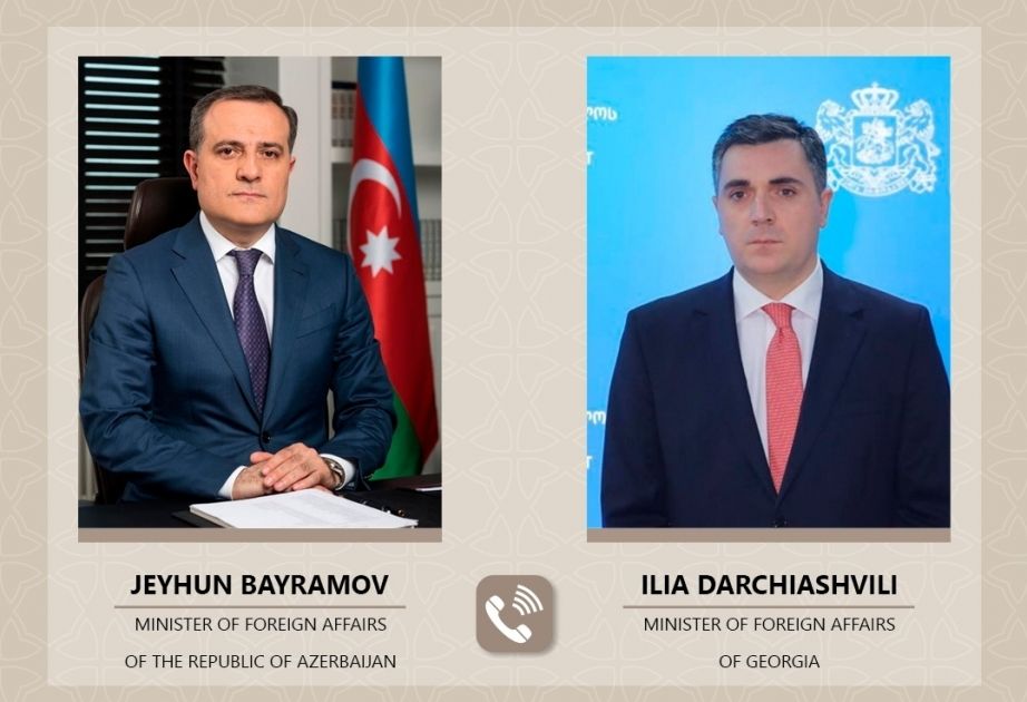 Azerbaijani, Georgian FMs hold phone conversation