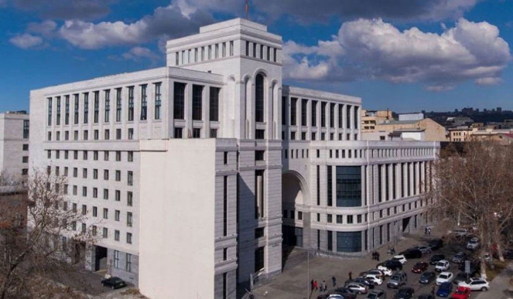 Yerevan on roller-coaster: Mirzoyan's statement echoes theses of West