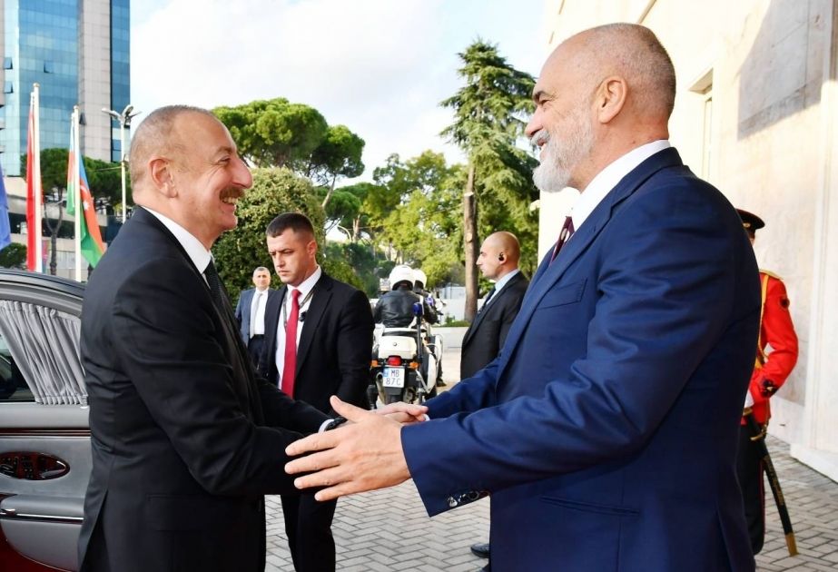 Albanian PM congratulates Azerbaijan President on his landslide victory in election