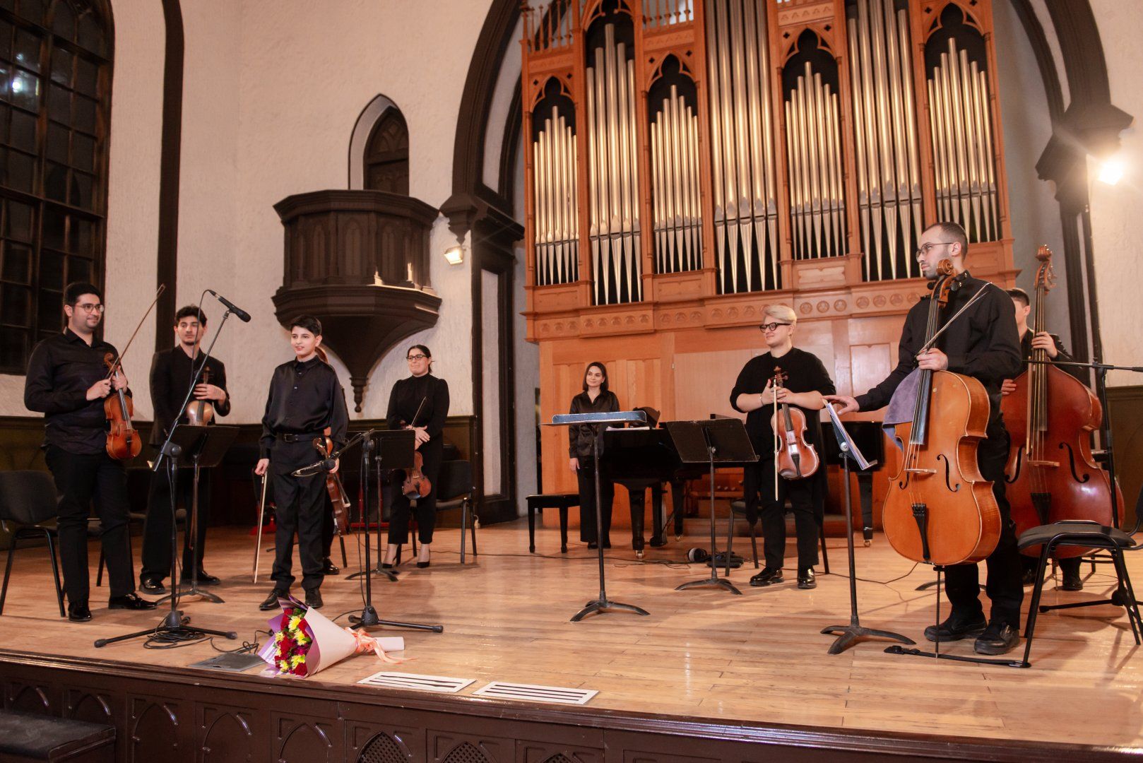 Young violinist thrills music enthusiasts [PHOTOS]