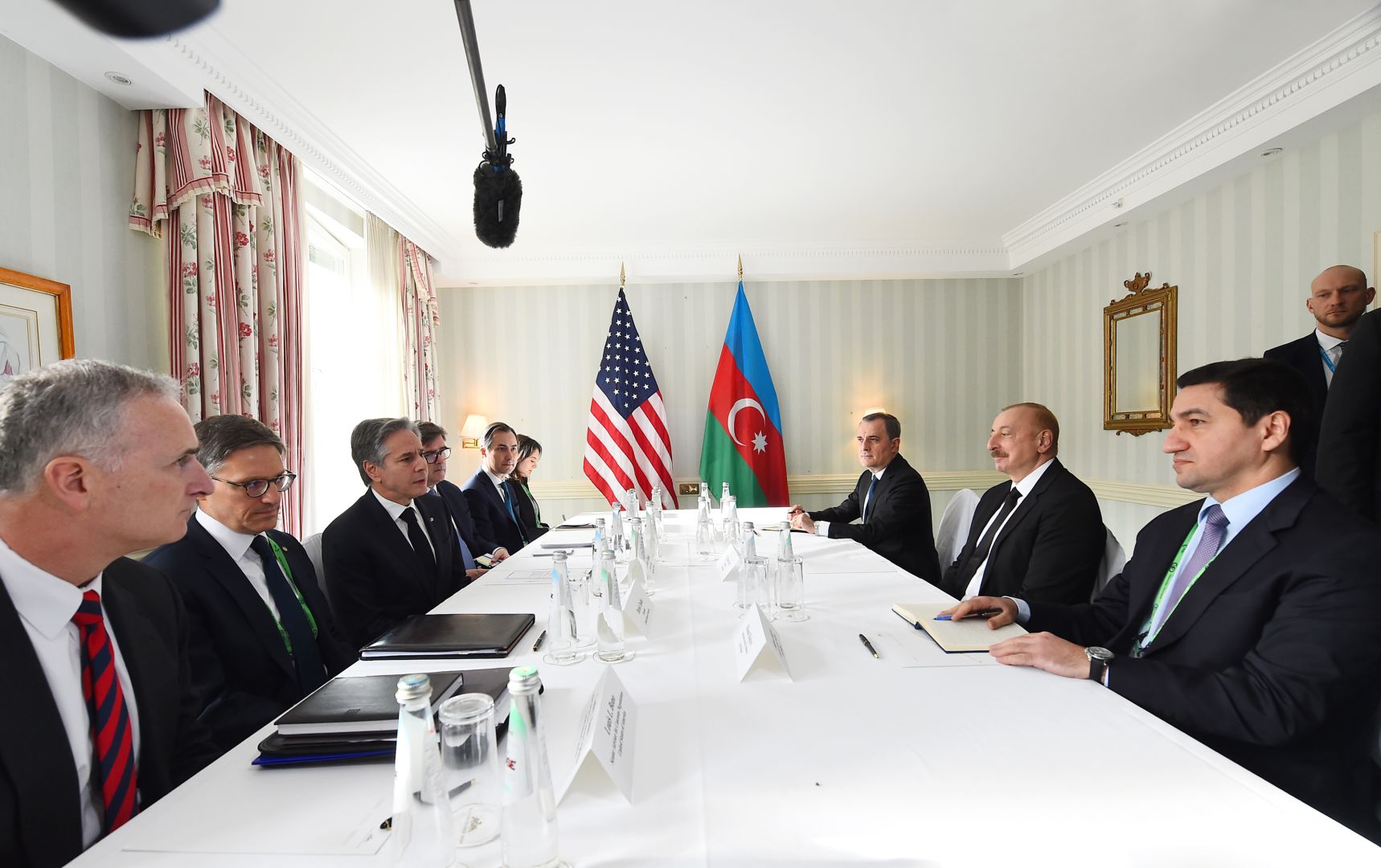 President of Azerbaijan meets with U.S. Secretary of State in Munich