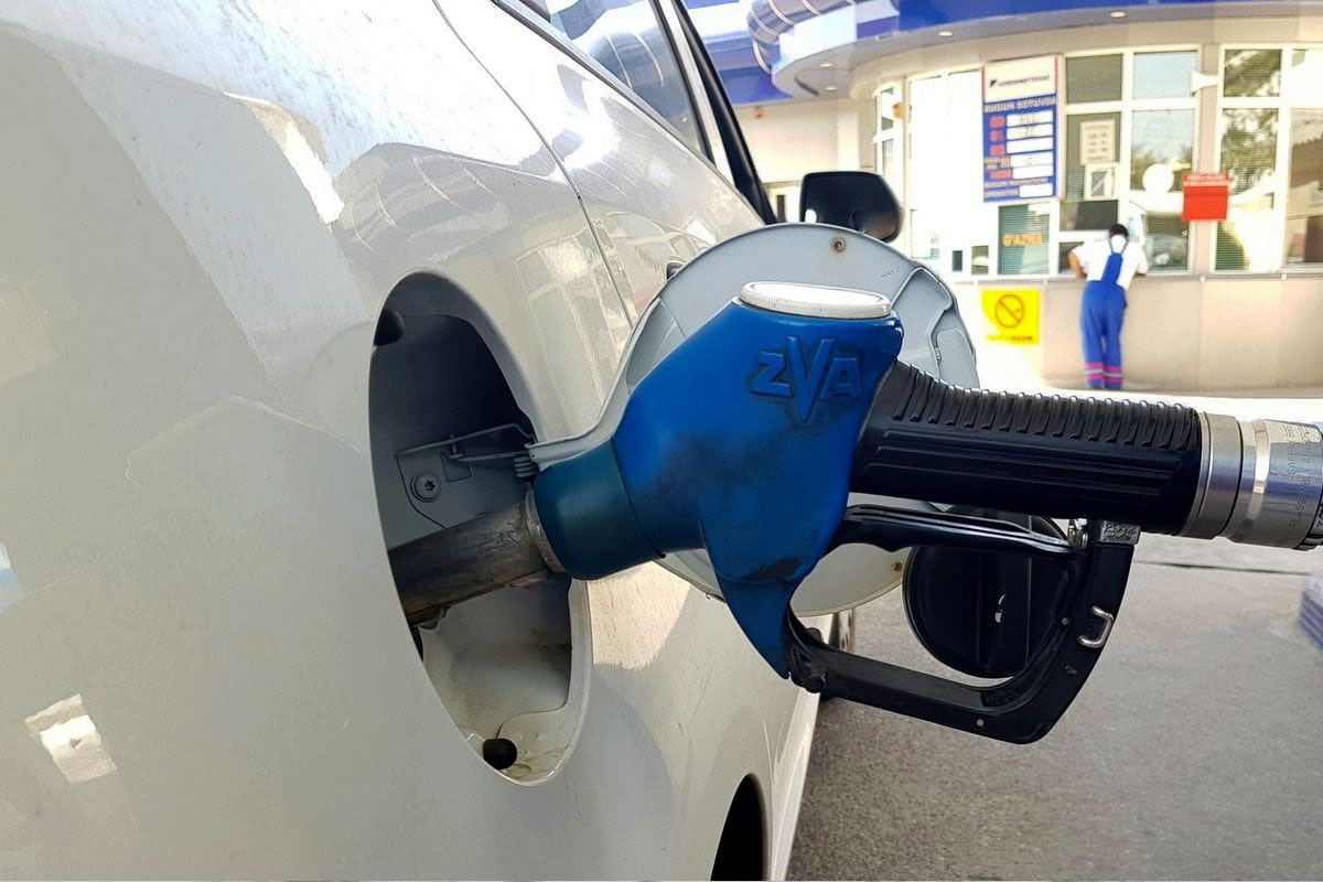 Statistics Agency reports decrease in motor gasoline output in January in Uzbekistan
