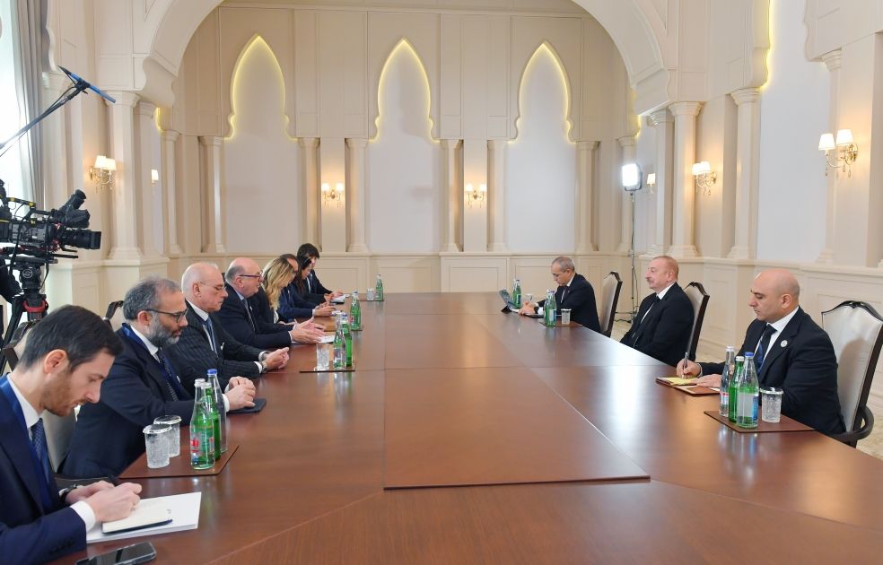 President Ilham Aliyev receives Italian Minister of Environment and Energy Security [PHOTOS/VIDEO]