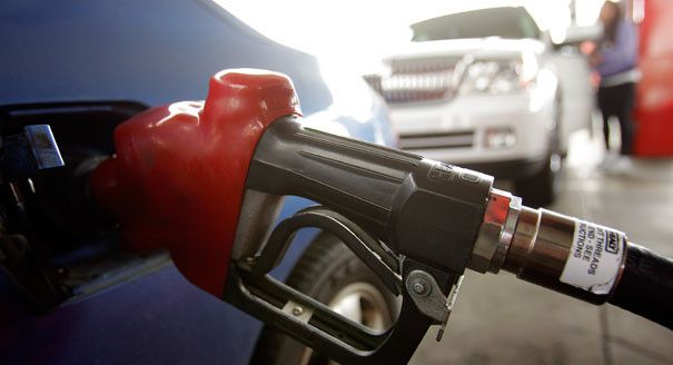 Azerbaijan reduces excise duty on imported gasoline, abolishes customs duty