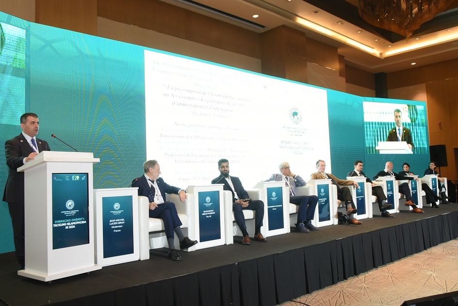 Baku hosts discussions on anti-Muslim policies in France [PHOTOS]