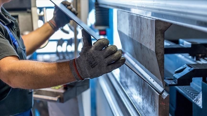 Türkiye’s industrial production improves in January