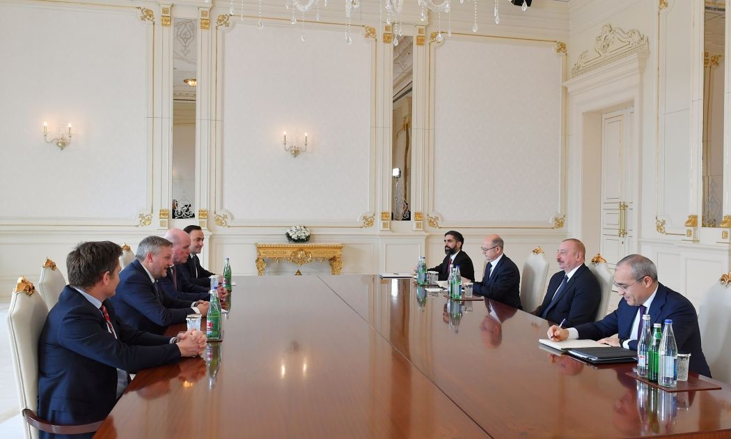 President Ilham Aliyev receives new CEO of bp [PHOTOS/VIDEO]