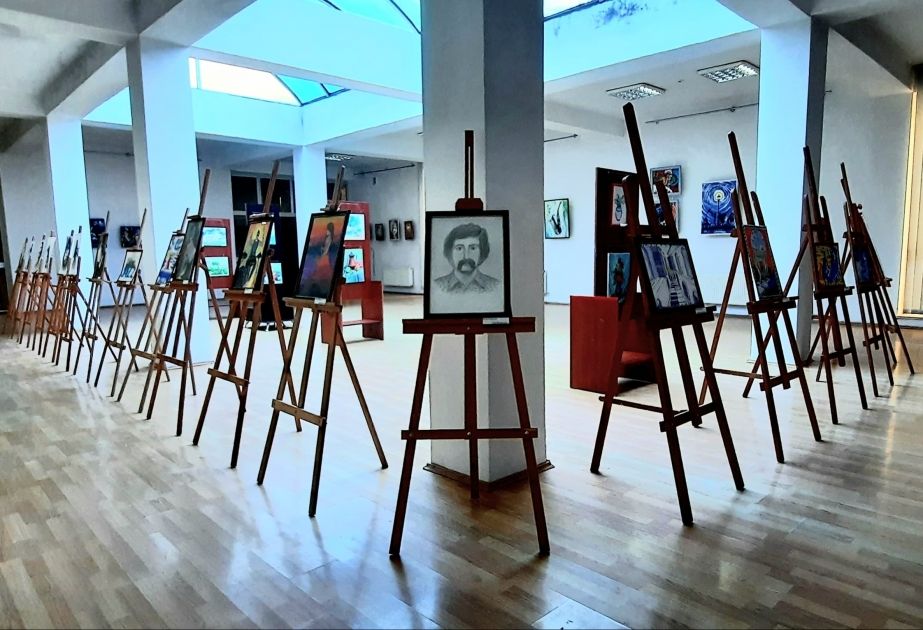 "Jazz Paintings" exhibition unveiled in Azerbaijan's Salyan district