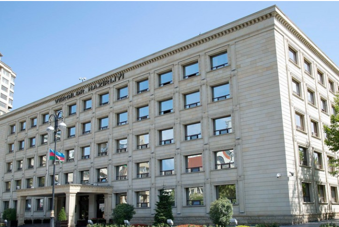 Azerbaijan indicates decrease in complaints to tax service