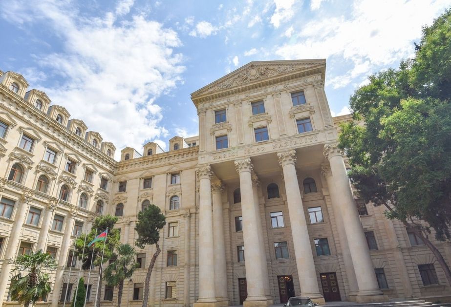 Azerbaijan Foreign Ministry condemns EU and US for biased statements