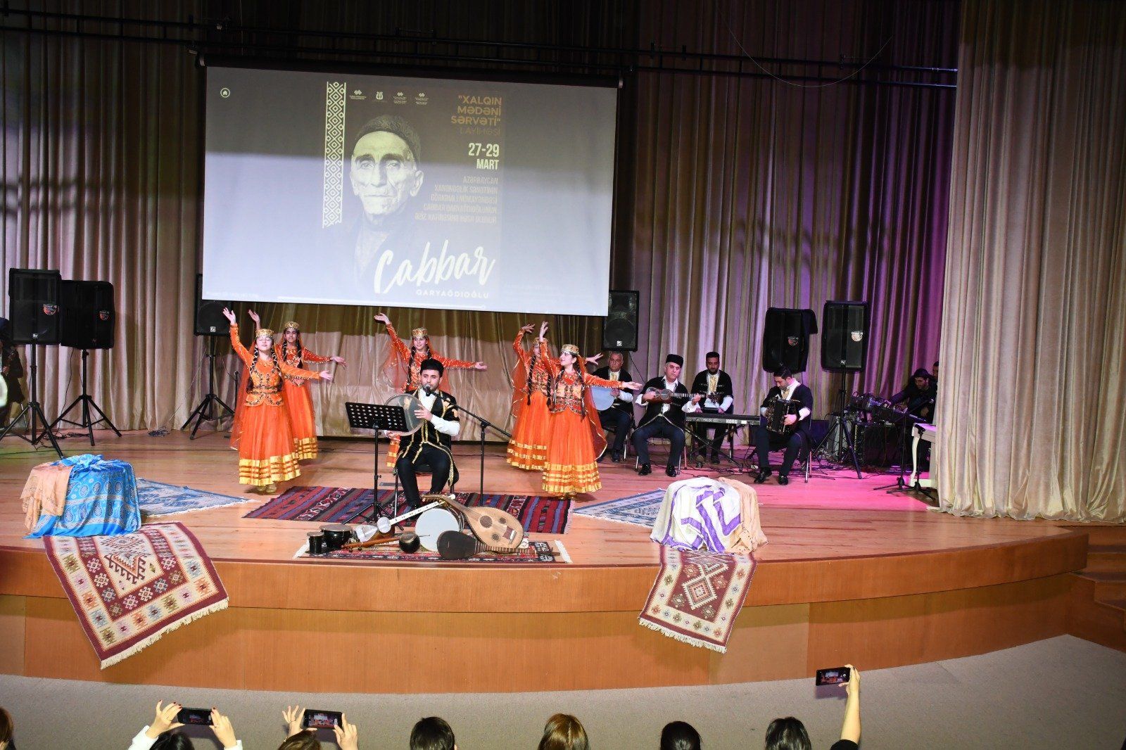 Ganja State Philharmonic Hall honours memory of renowned mugham singer [PHOTOS]