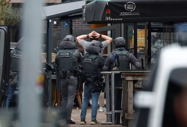 Hostage crisis in Netherlands ends as all people held captive in cafe released