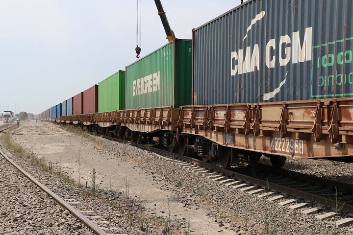 Iran's exports to Azerbaijan via Astara railway decreases