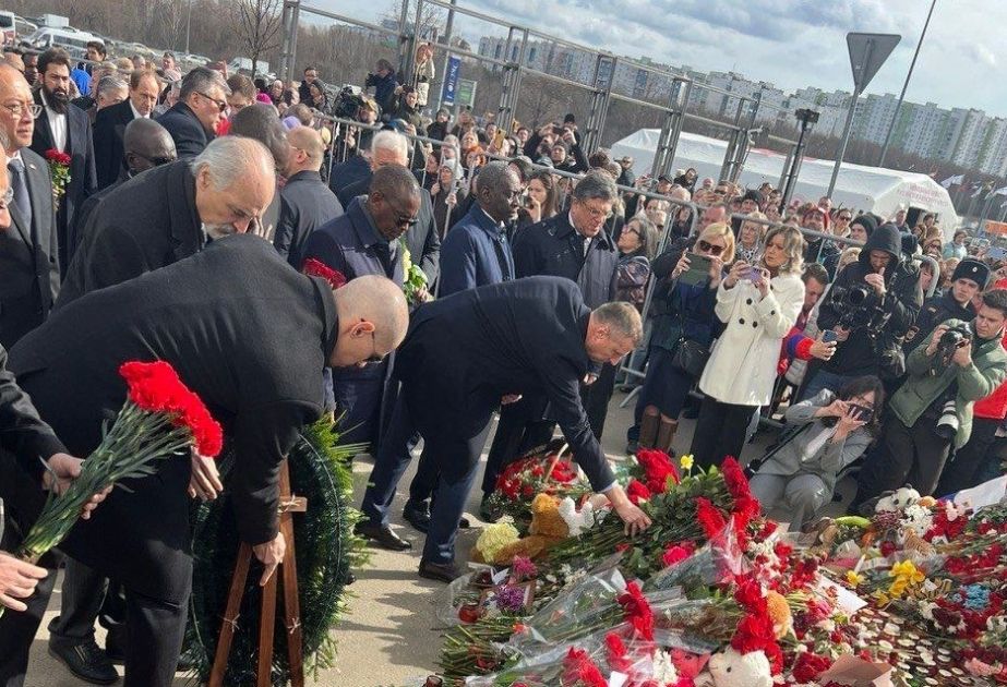 Azerbaijani diplomats pay tribute to victims of Crocus City Hall terror attack
