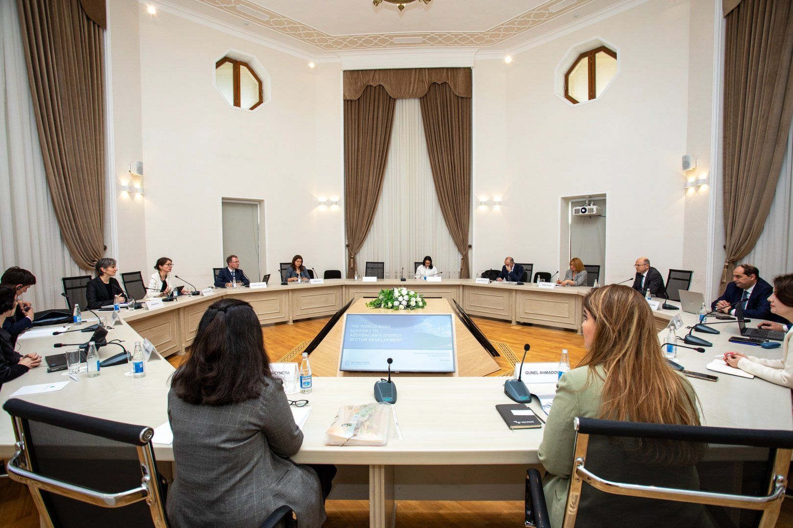 Azerbaijan, WB discuss speeding up execution of AZURE project