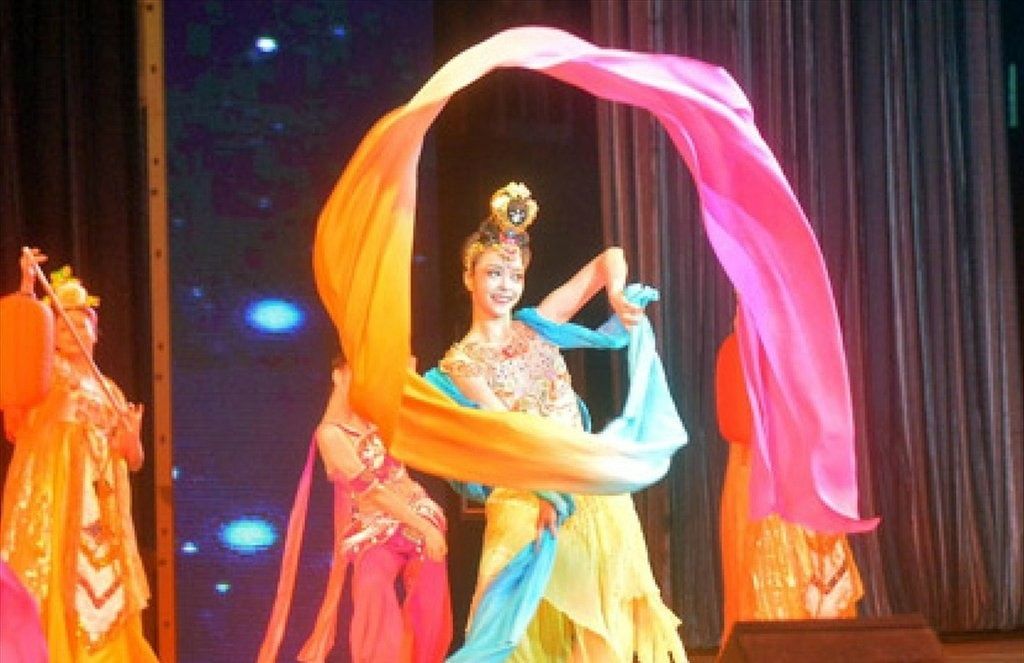 Chinese art troupe visiting N. Korea for performance in key year