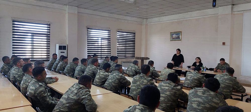 Azerbaijan Army holds seminars on gender equality [PHOTOS]