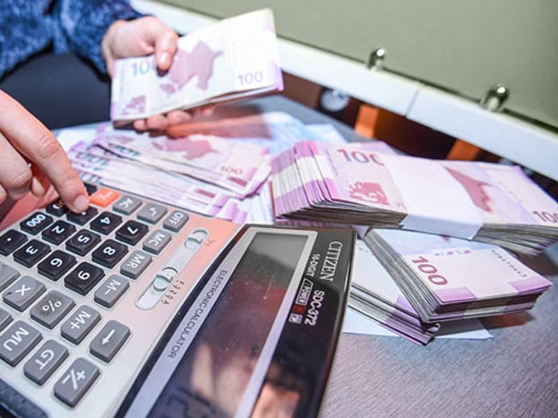 Azerbaijani manat's real effective exchange rates down