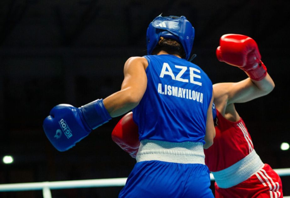 Azerbaijani boxer defeats Armenian rival at European Championships