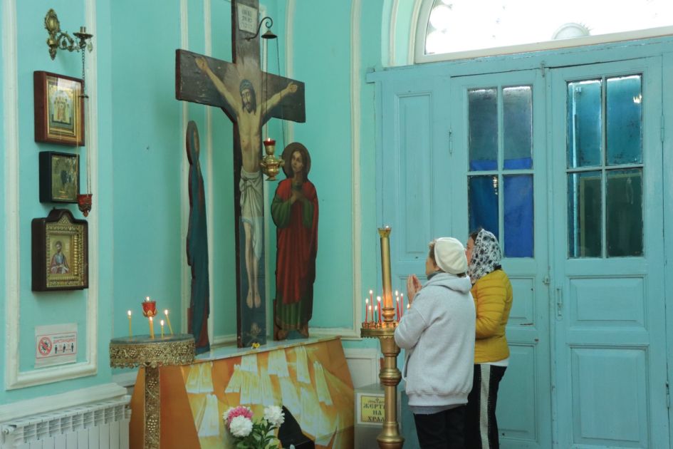Easter celebrated with reverence at Alexander Nevsky Russian Orthodox church in Ganja