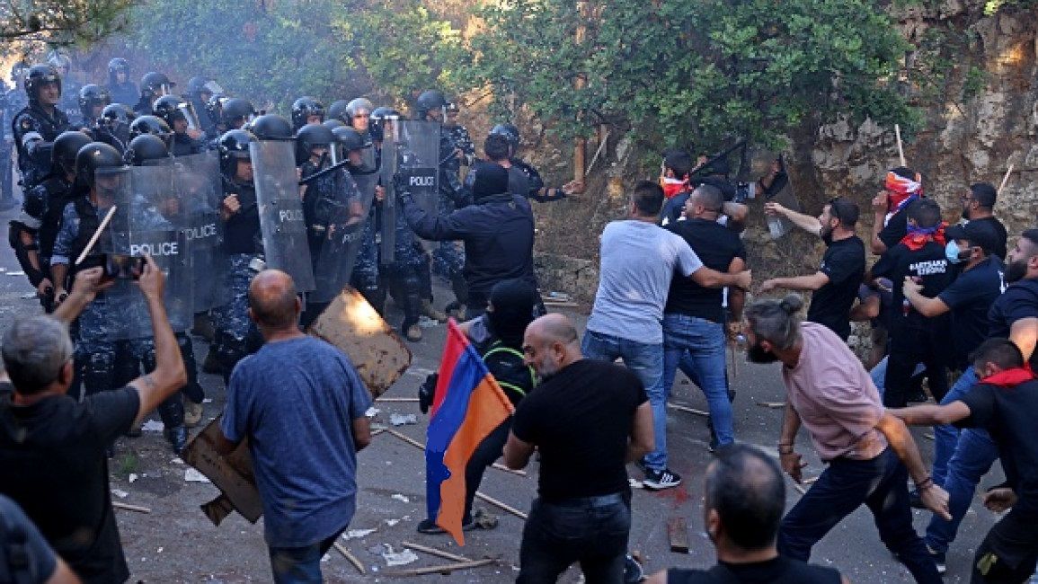 Armenian lobby stages protest shows, tricking people into streets