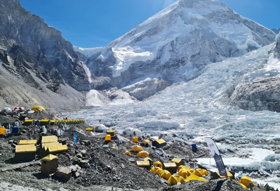 Mount Everest to have limited access due to protection of environment