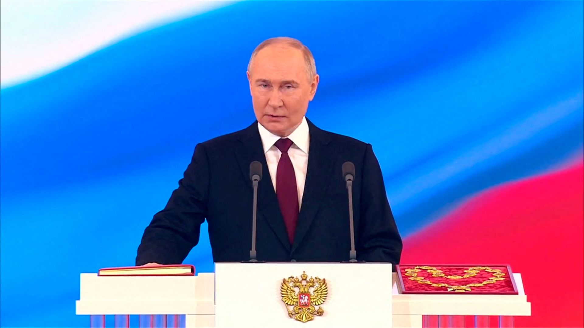 Putin formally takes office as Russian president for six-year term