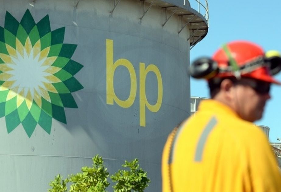 bp reports number of Azerbaijanis working for company
