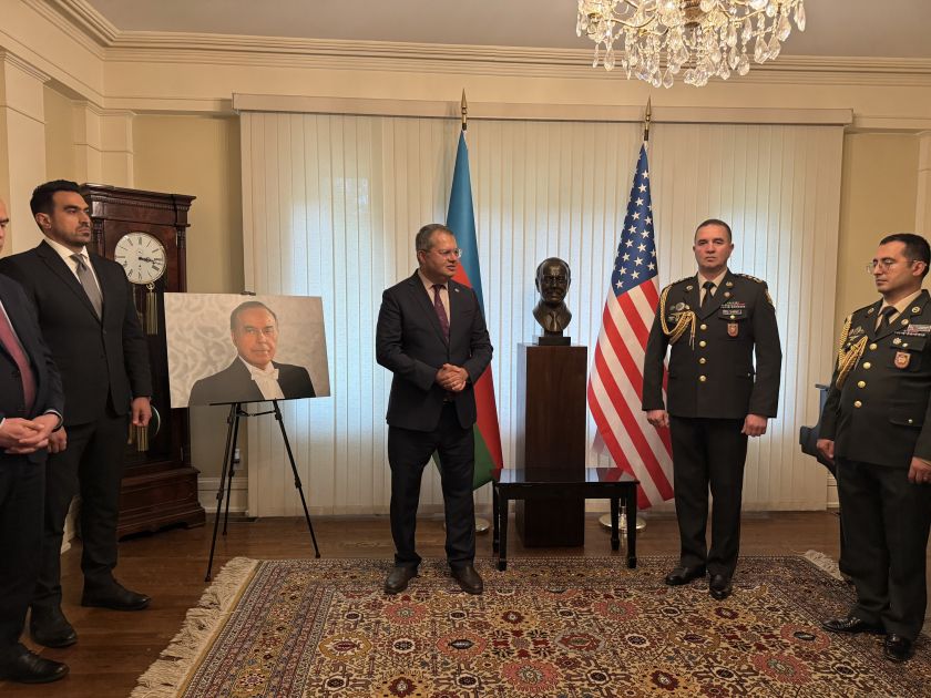 Azerbaijani Embassy in Washington hosts event to commemorate National Leader Heydar Aliyev