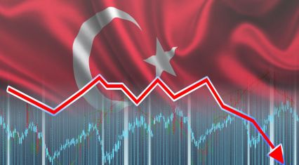 Turkiye's trade deficit shrinks in ten months