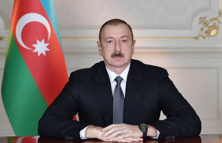 President Ilham Aliyev and President Aleksandr Lukashenko view bus jointly manufactured by Azerbaijan, Belarus
