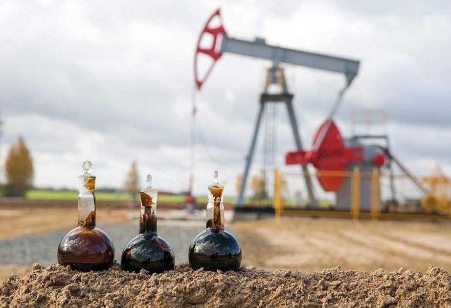 Azerbaijani oil prices climb
