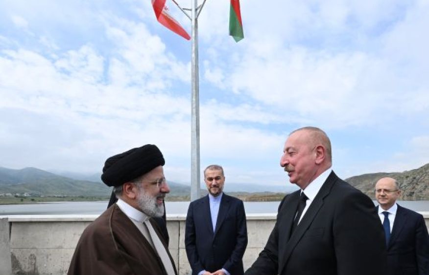 Meeting between President Ilham Aliyev and President Seyyed Ebrahim Raisi commences at state border between Azerbaijan and Iran [PHOTOS]