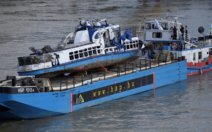 2 dead and 5 missing after boat collision on Danube