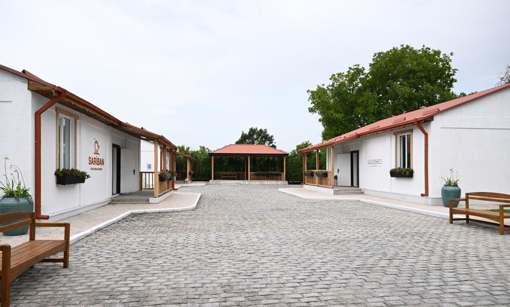 Slider Image 1
