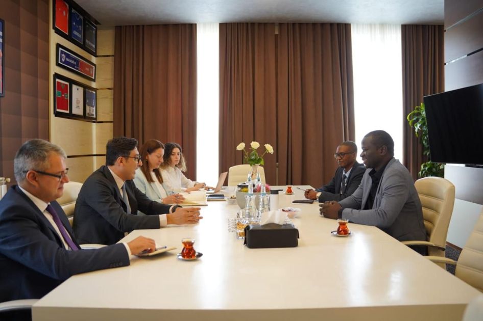 Minister Gayibov meets with Chadian counterpart [PHOTOS]