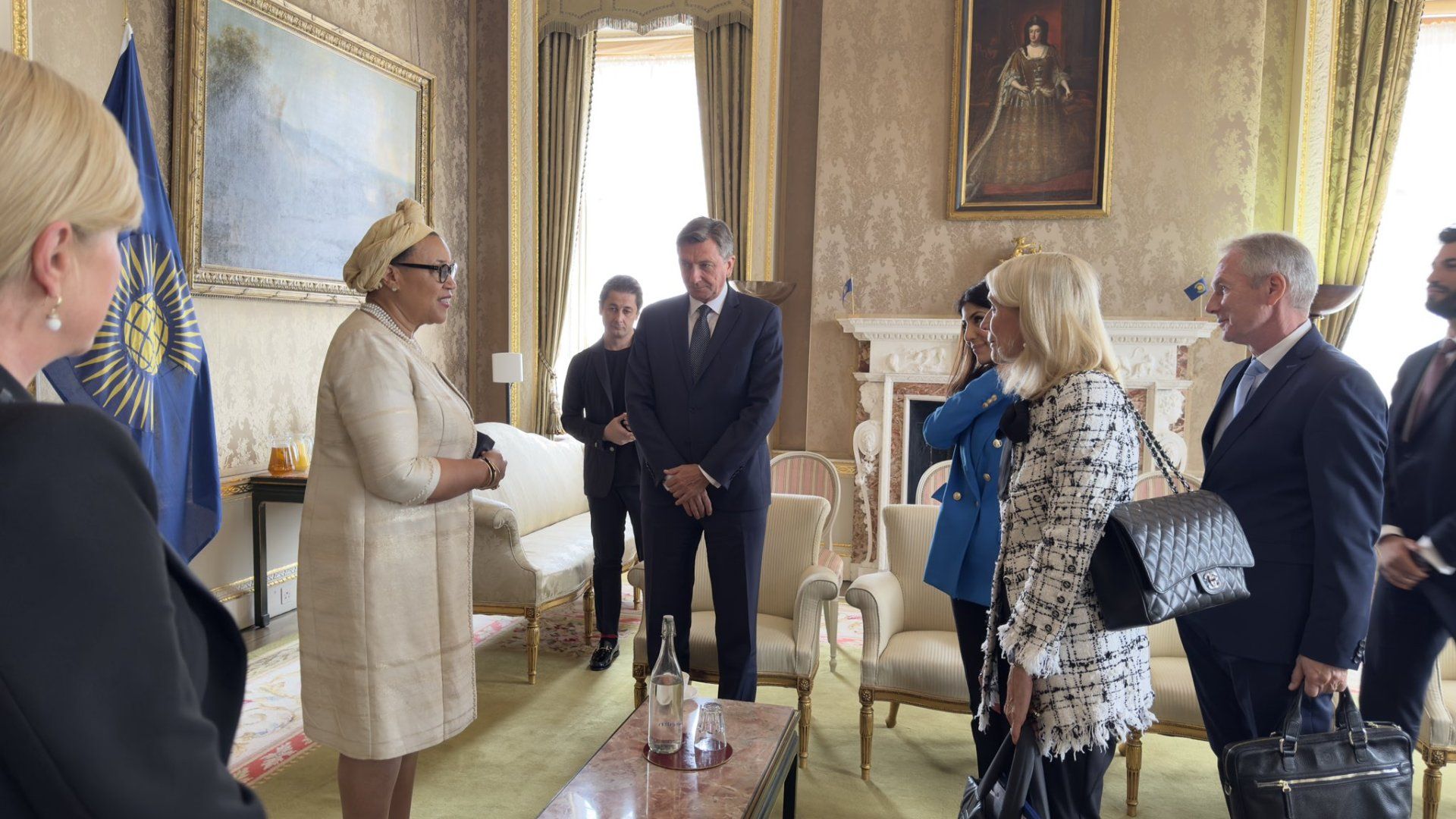 Members of Nizami Ganjavi Int'l Center visit Commonwealth Secretariat [PHOTOS]