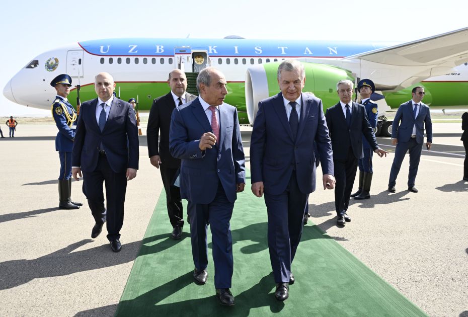 President of Uzbekistan Shavkat Mirziyoyev arrives in Azerbaijan [PHOTOS/VIDEO]