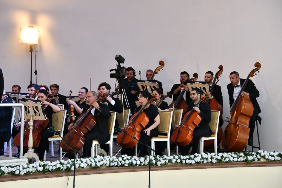 Slider Image 1
