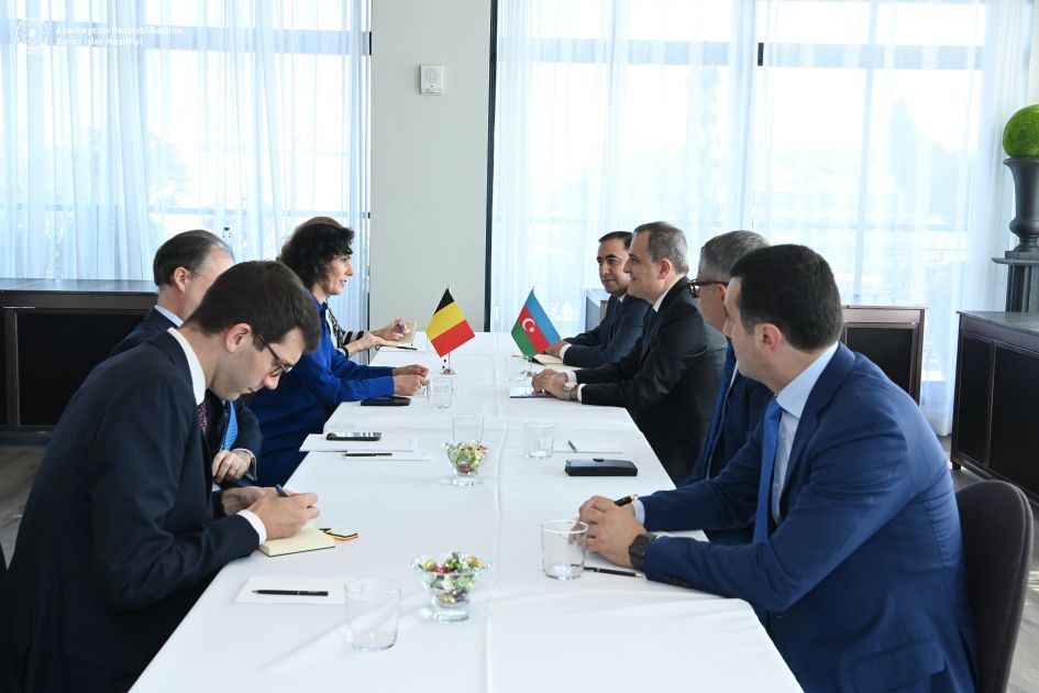 Minister Bayramov meets with Belgian counterpart on NATO Summit sidelines