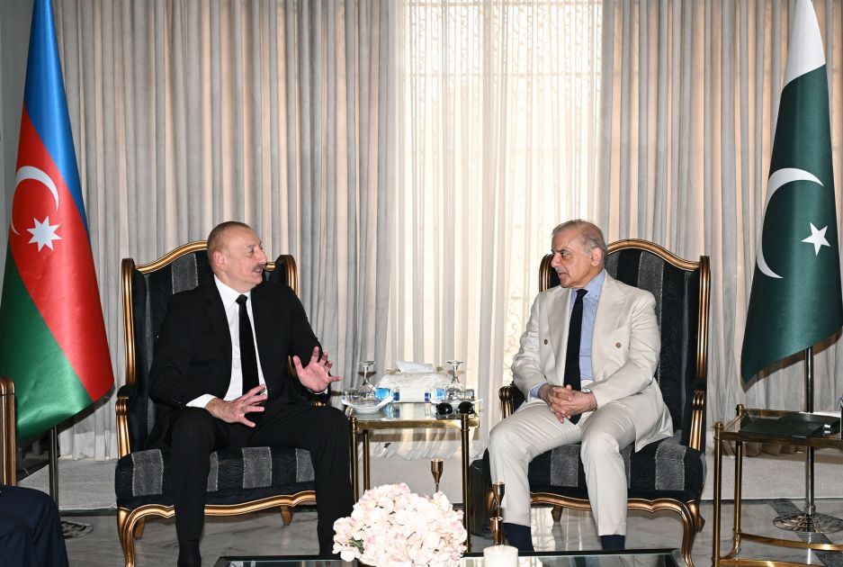 Baku, Islamabad explore new links for enhanced connectivity