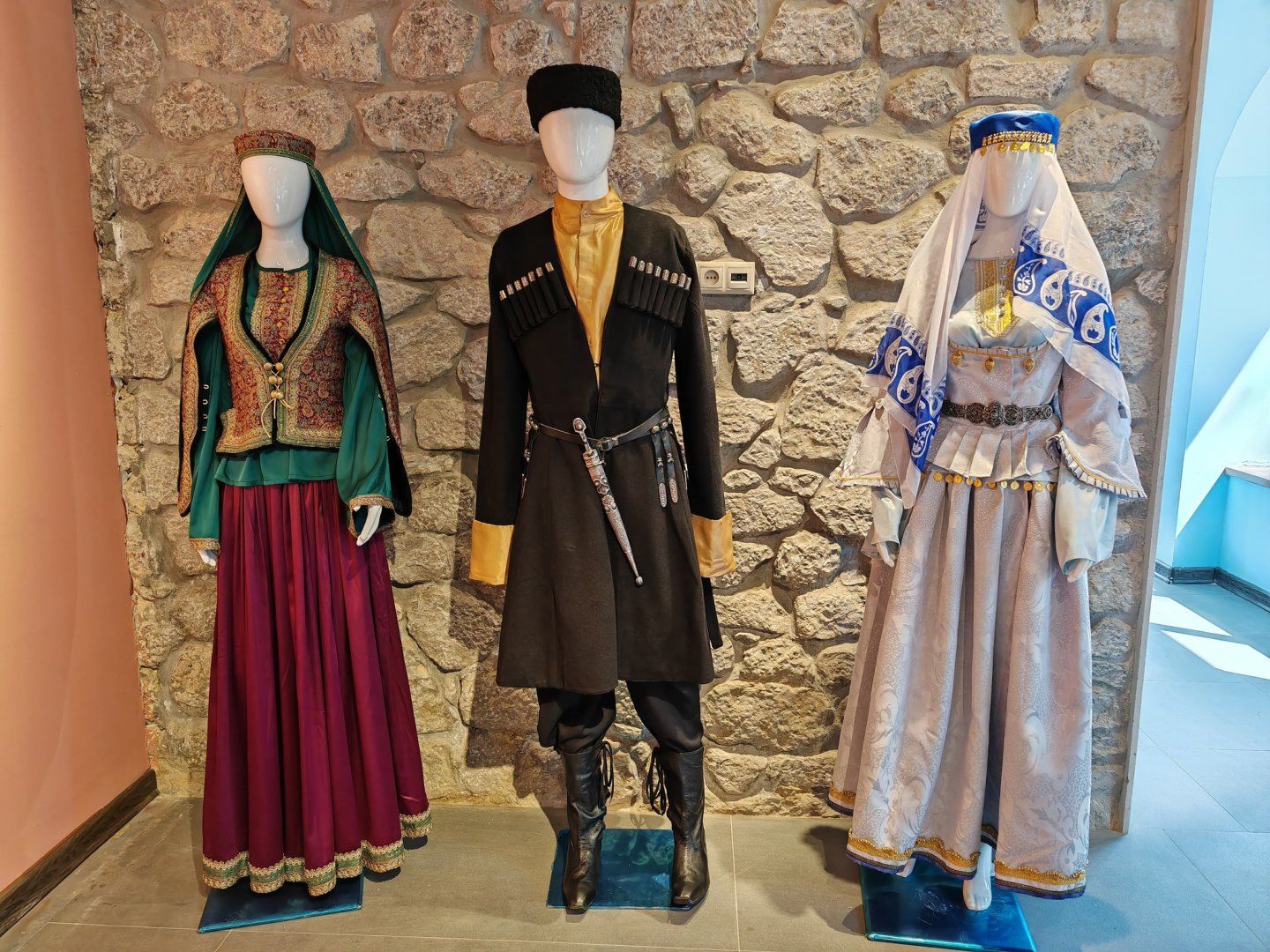 Slider Image 1