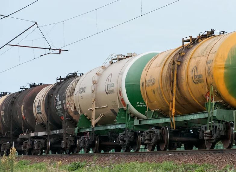 Tajikistan increases supplies of Russian oil products by 14.3%