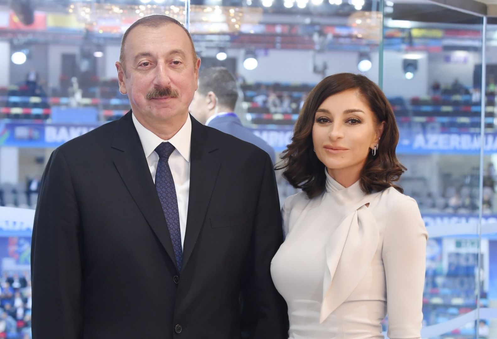 President Ilham Aliyev, First Lady Mehriban Aliyeva congratulate judoka Hidayat Heydarov