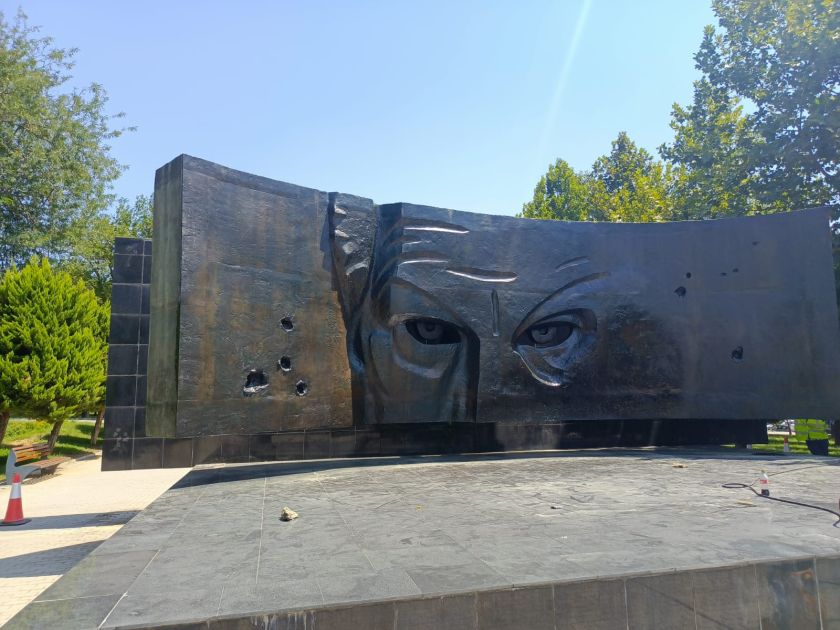 Renovation of monuments underway in Baku [PHOTOS]