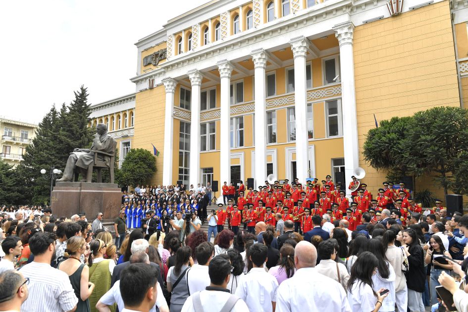Cultural figures celebrate birthday of prominent composer [PHOTOS]